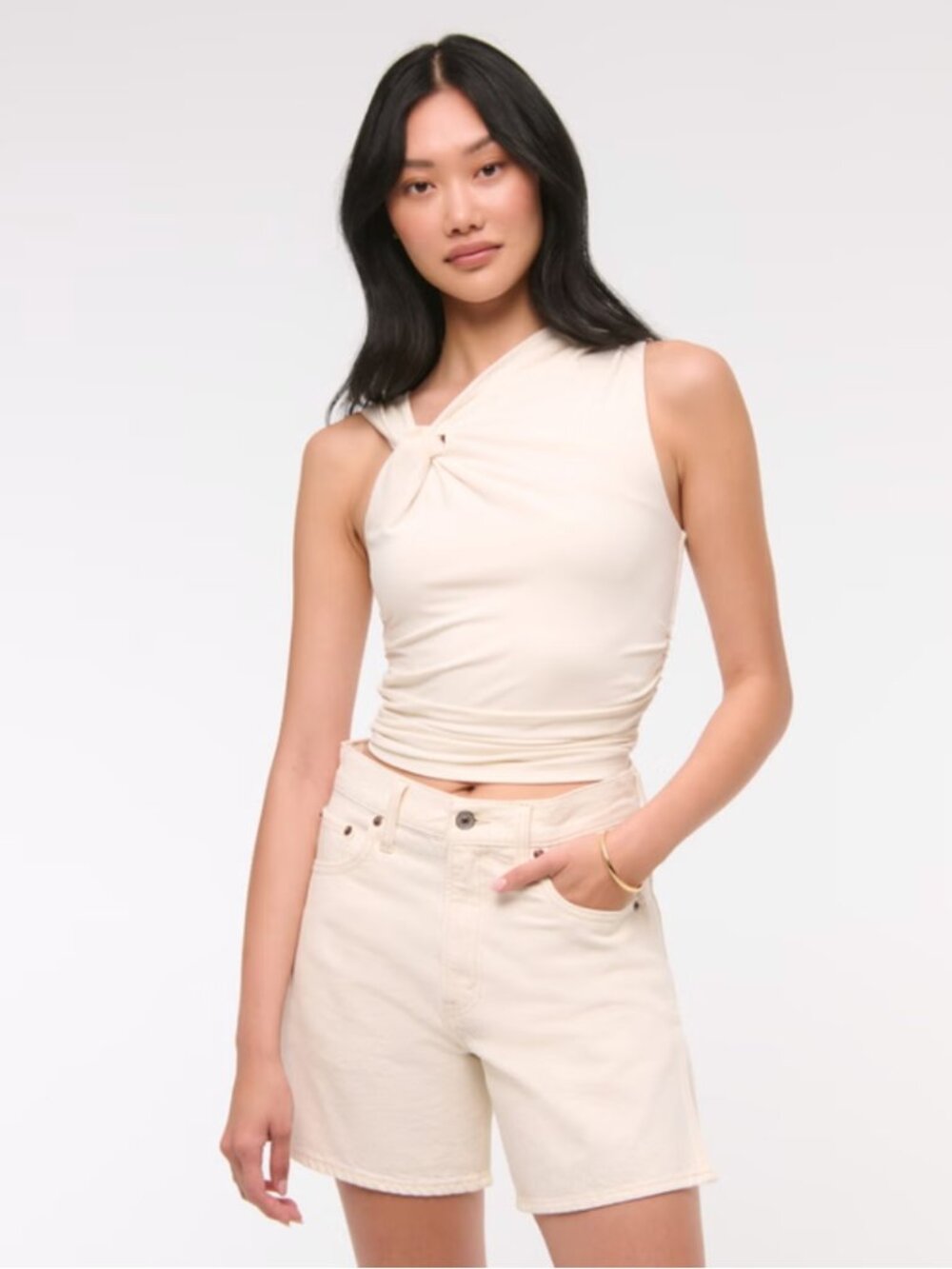 NWT Abercrombie Curve Love High Rise Loose Shorts, Size 31, Cream